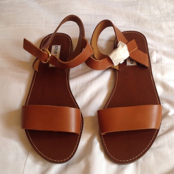 Steve Madden Shoes - Steve Madden Sandals "dondi"