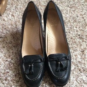 Circa Joan David navy pumps