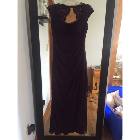 Xscape Bridesmaid Dress - Picture 2 of 3