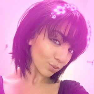 Meet your Posher, Zena