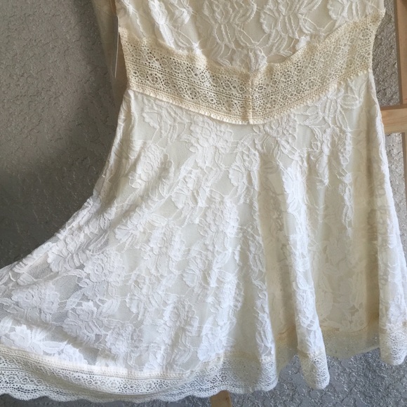 Brand new . Royal style Free people lace dress - Picture 3 of 4