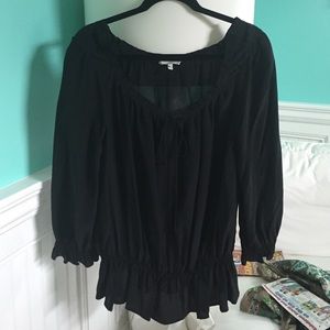 Joie tie in the front top