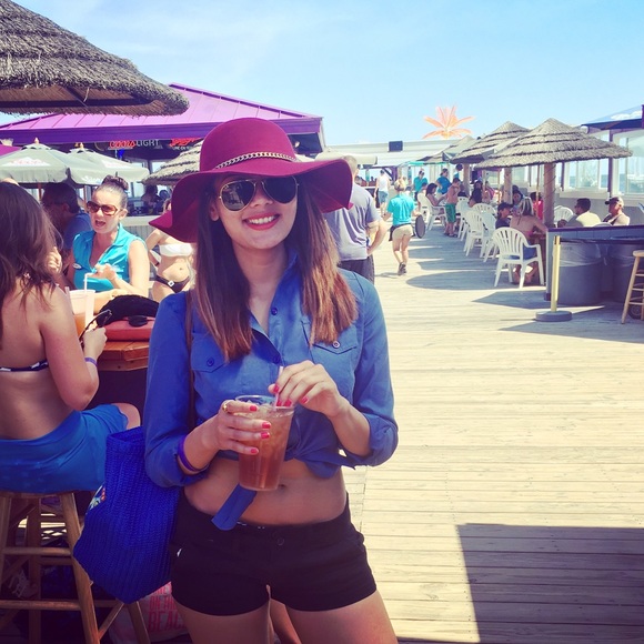 Meet your Posher, Priyanka - Picture 2 of 4