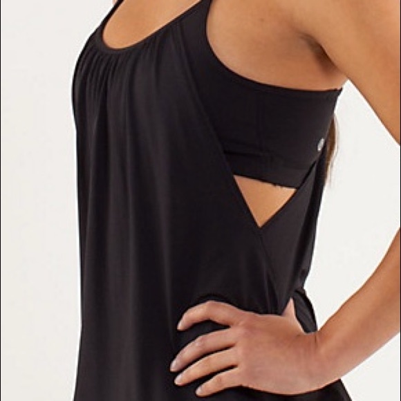 Lululemon no limits tank