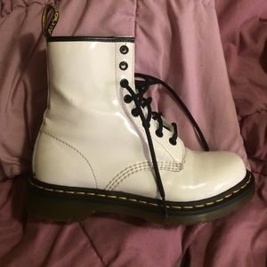 White Doc Martens sz 7
