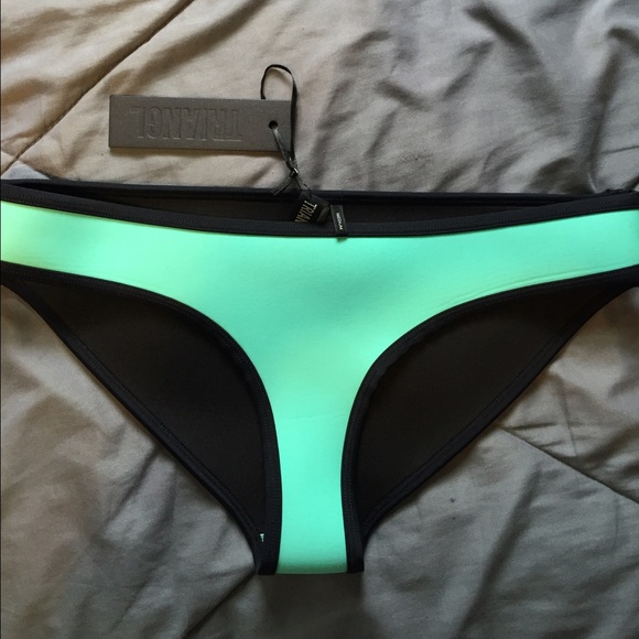 Triangl bikini - Picture 4 of 4