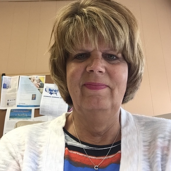 Meet your Posher, Cathy