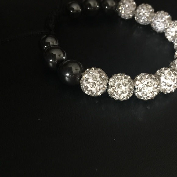 10mm Crystal Bead Friendship Adjustale Bracelet - Picture 4 of 4