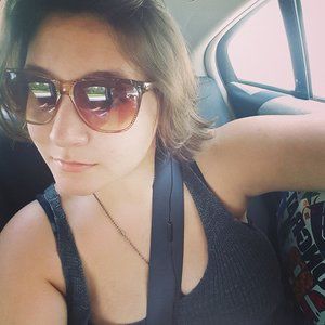 Meet your Posher, Hope