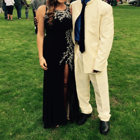 Prom/Formal dress - Picture 3 of 3