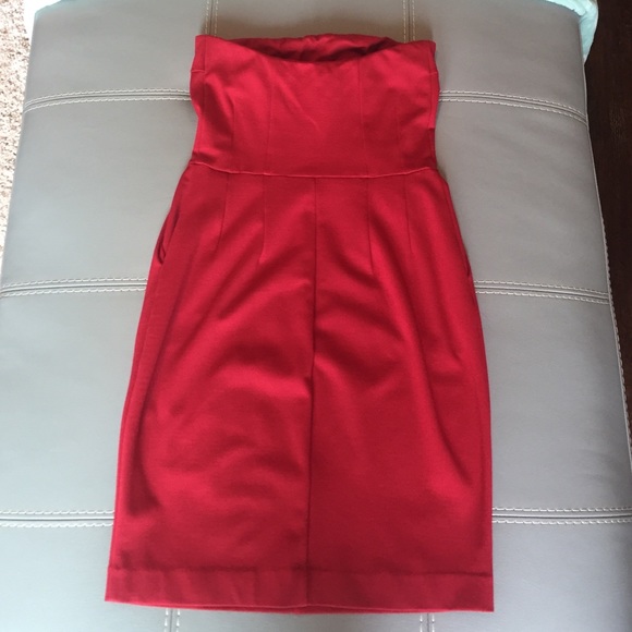 Express Strapless Dress - Picture 2 of 4