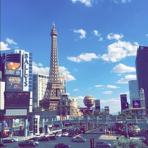 Meet your Posher, Danielle