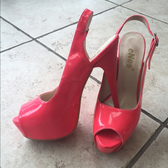 Shoes - Picture 2 of 3