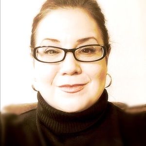 Meet your Posher, Claire