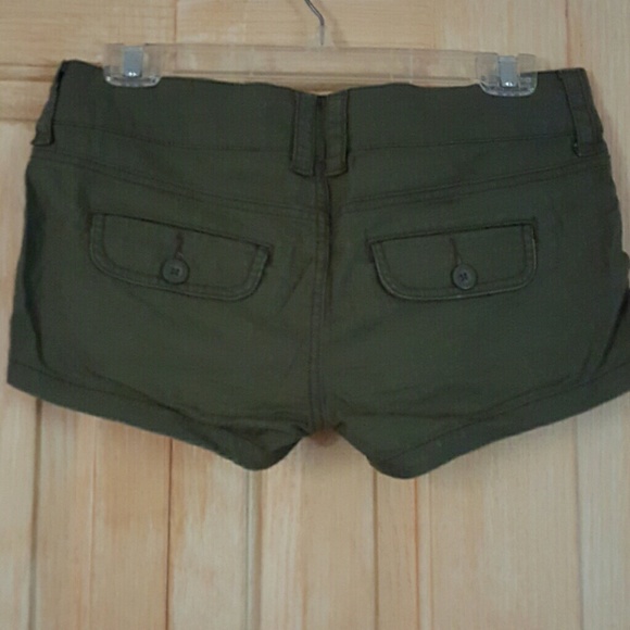 Empire Military Green Shorts - Picture 3 of 4
