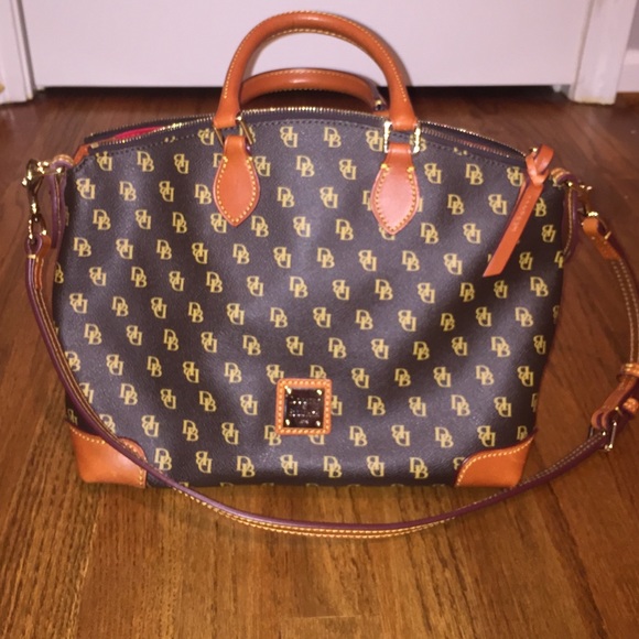 Dooney and Bourke leather purse