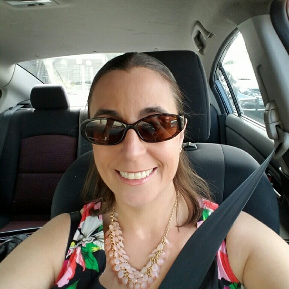 Meet your Posher, Debra