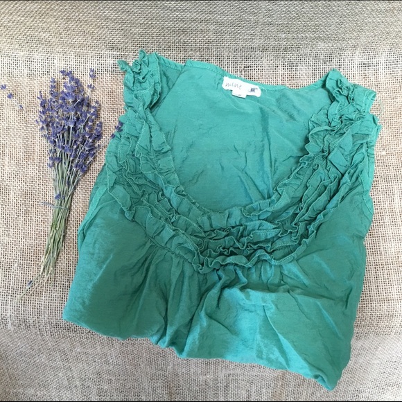 Lightweight Ruffle Tank - Picture 2 of 4