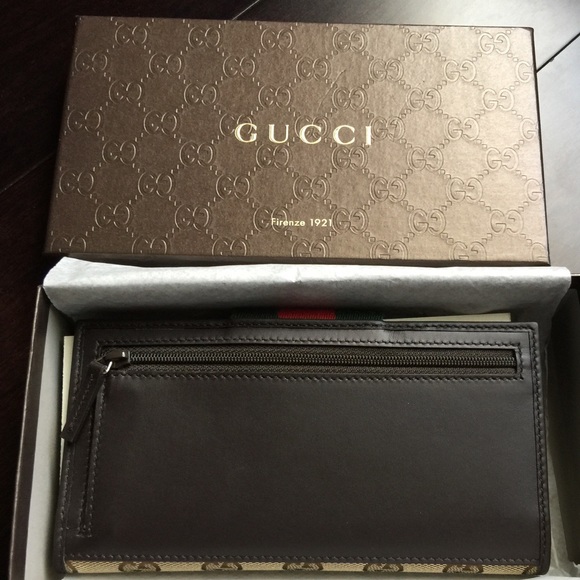 ❌SOLD❌ Gucci Ladies Web Original GG Wallet - Picture 2 of 4