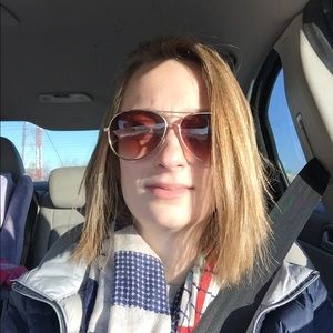 Meet your Posher, Jessica