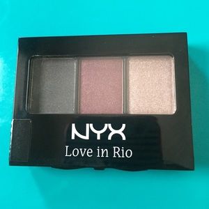 NYX three shadow palette Love in Rio