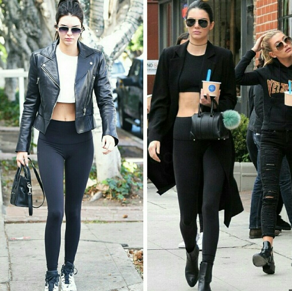 Black Lululemon Wunder Under Leggings