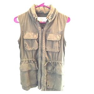 Army green vest