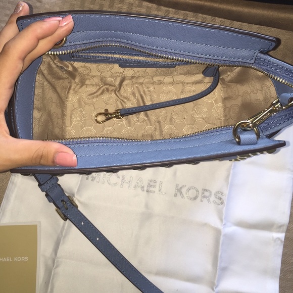 Michael Kors Purse - Picture 2 of 4