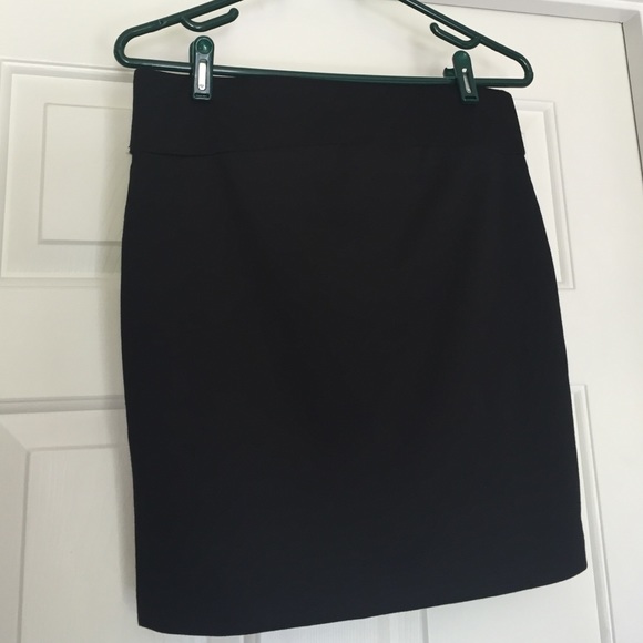 Sexy black embellished mini-skirt - Picture 4 of 4