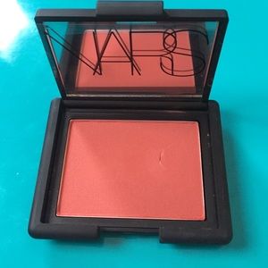 NARS Blush in the shade Liberté