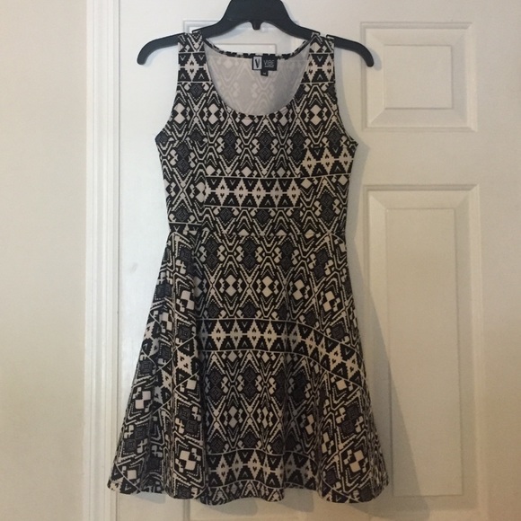 Black and white dress