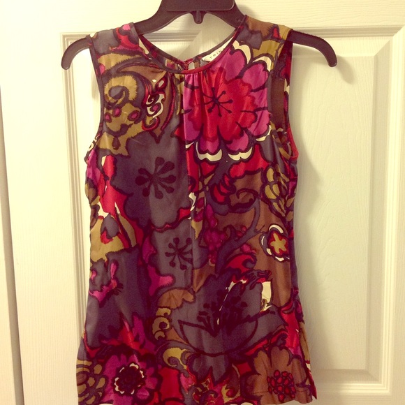 Trina Turk Floral Top. - Picture 1 of 4