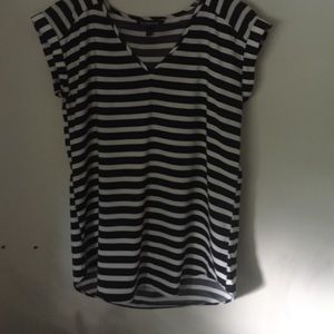Black and white stripe express v neck blouse sz s