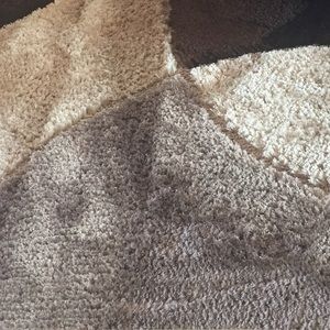 Meet your Posher, Halina