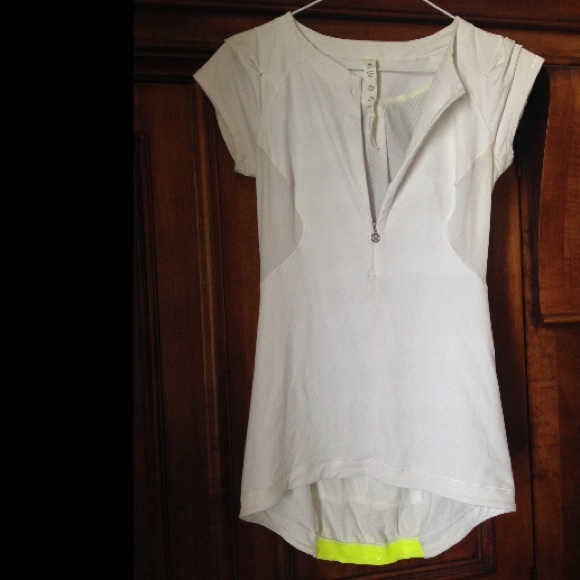 Lululemon mesh top