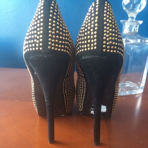 Worn once gold studded rockstar platform pumps 😍 - Picture 2 of 4