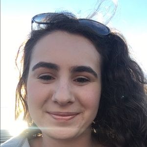 Meet your Posher, Ciara