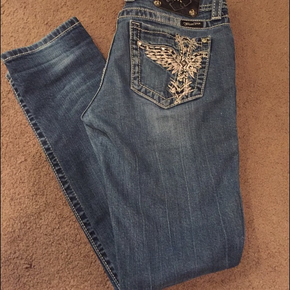 SOLD! - Picture 4 of 4