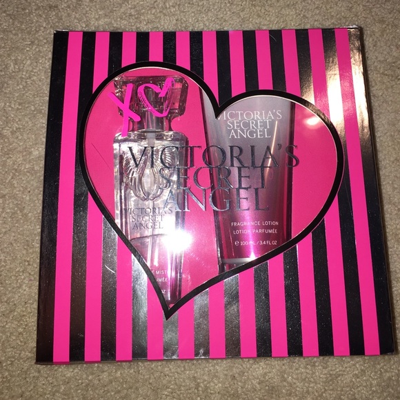 VS angle perfume and fragrance lotion set