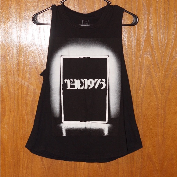 Hot Topic The 1975 Tank