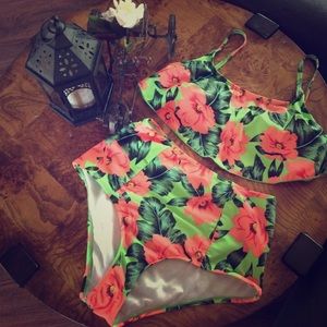 Floral 2 piece bikini
