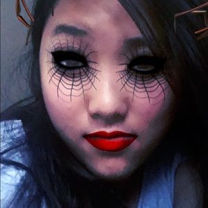 Meet your Posher, Vivian