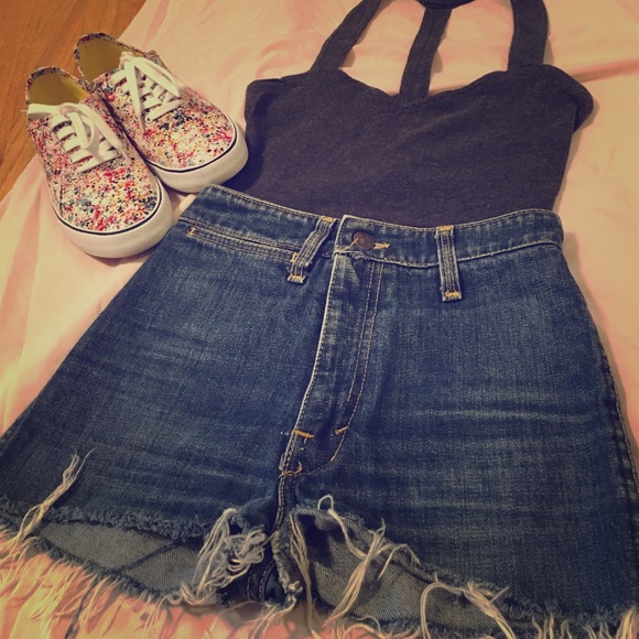 🎉HOST PICK🎉 Vintage High Waisted Jean Shorts