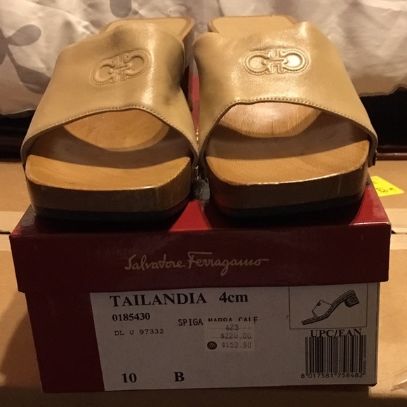 *AUTHENTIC* Ferragamo Wood/Leather Slides