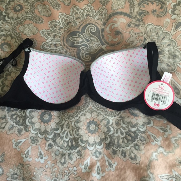 Beautiful and comfortable bra - Picture 3 of 3