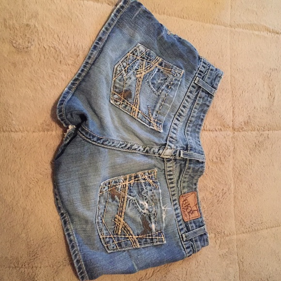 BKE Sabrina jean shorts