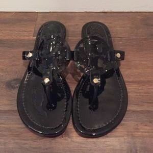 Tory Burch Miller black patent size 6
