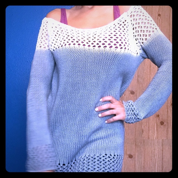Gypsy Ombré off the shoulder Long Sleeve Knit