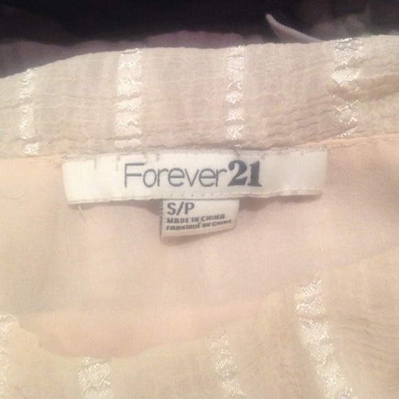 Forever 21 Ruffle Tank - Picture 2 of 3