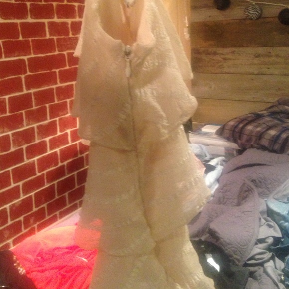 Forever 21 Ruffle Tank - Picture 3 of 3